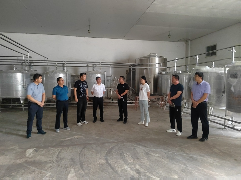 石嘴山市副市長、惠農(nóng)區(qū)委書記王宇翔蒞臨寧夏興康恒潤農(nóng)業(yè)科技發(fā)展有限公司調(diào)研